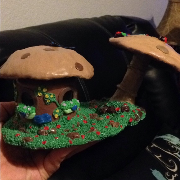 Polymer clay decorated fairy house - Picture 3 of 5